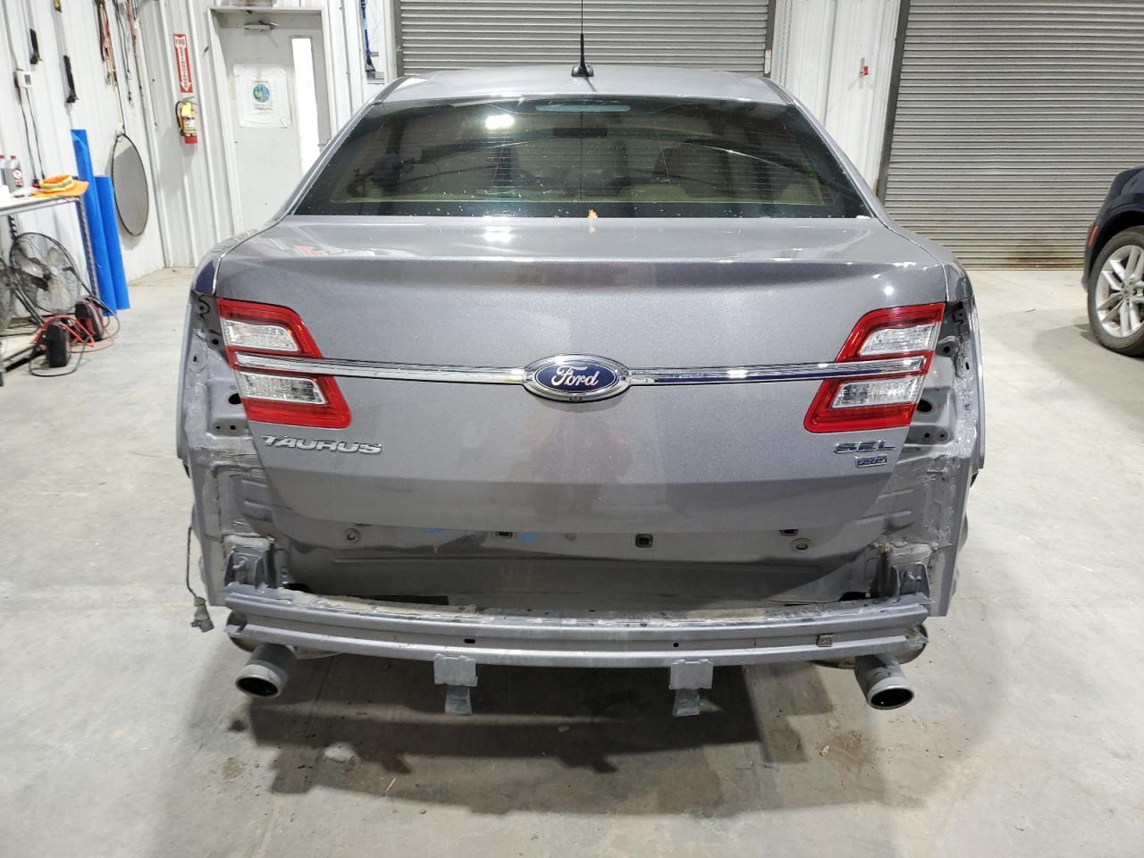 2014 Ford Taurus Sel - Image 6