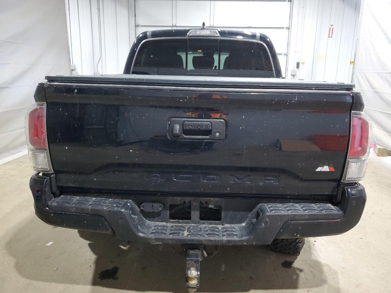 2020 Toyota Tacoma Double Cab - Image 6