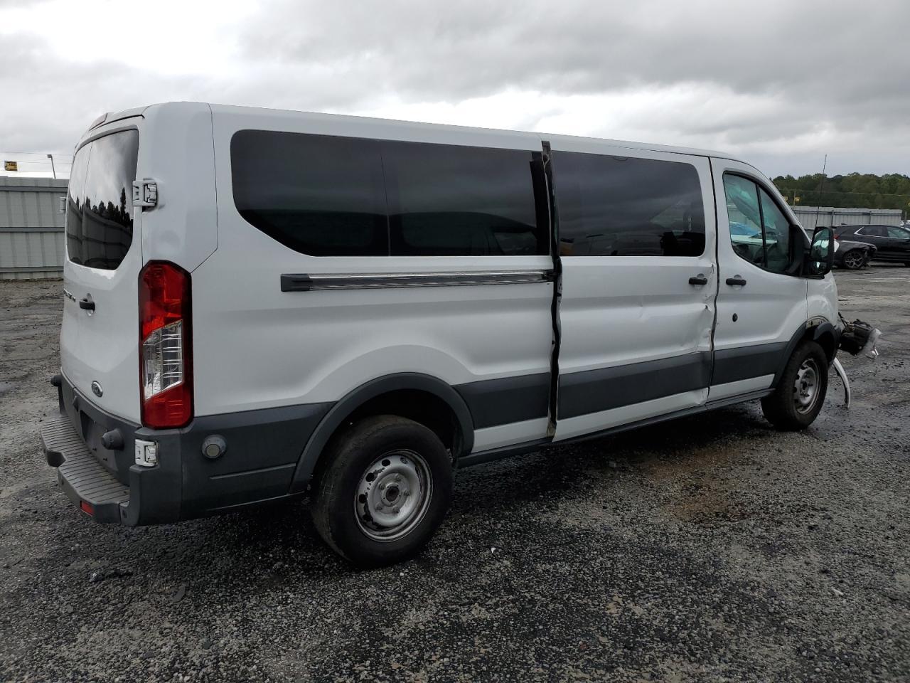 2016 Ford Transit T-350 - Image 3