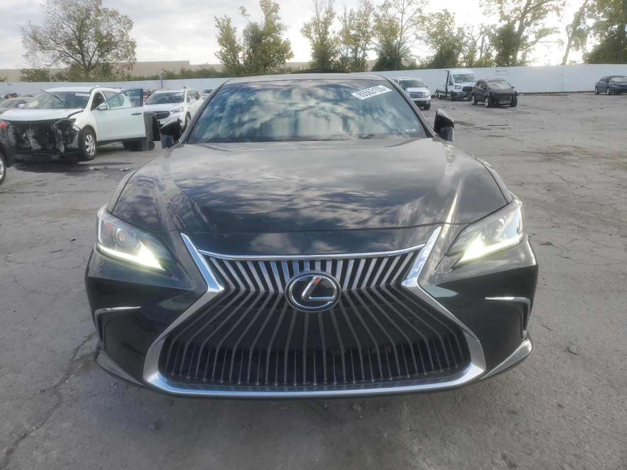 2019 Lexus Es 350 - Фото 5