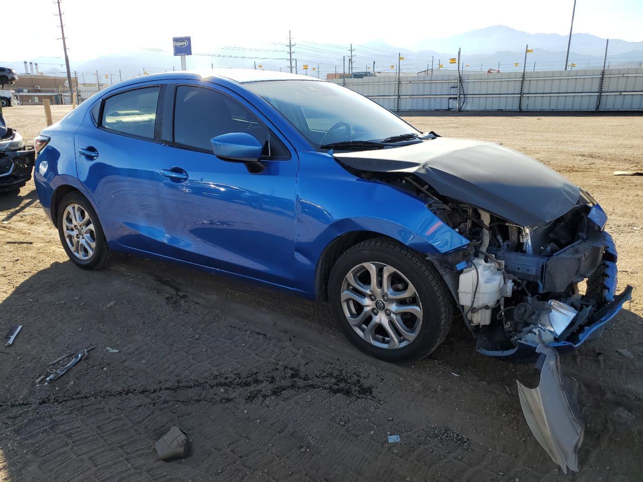 2017 Toyota Yaris Ia - Фото 4