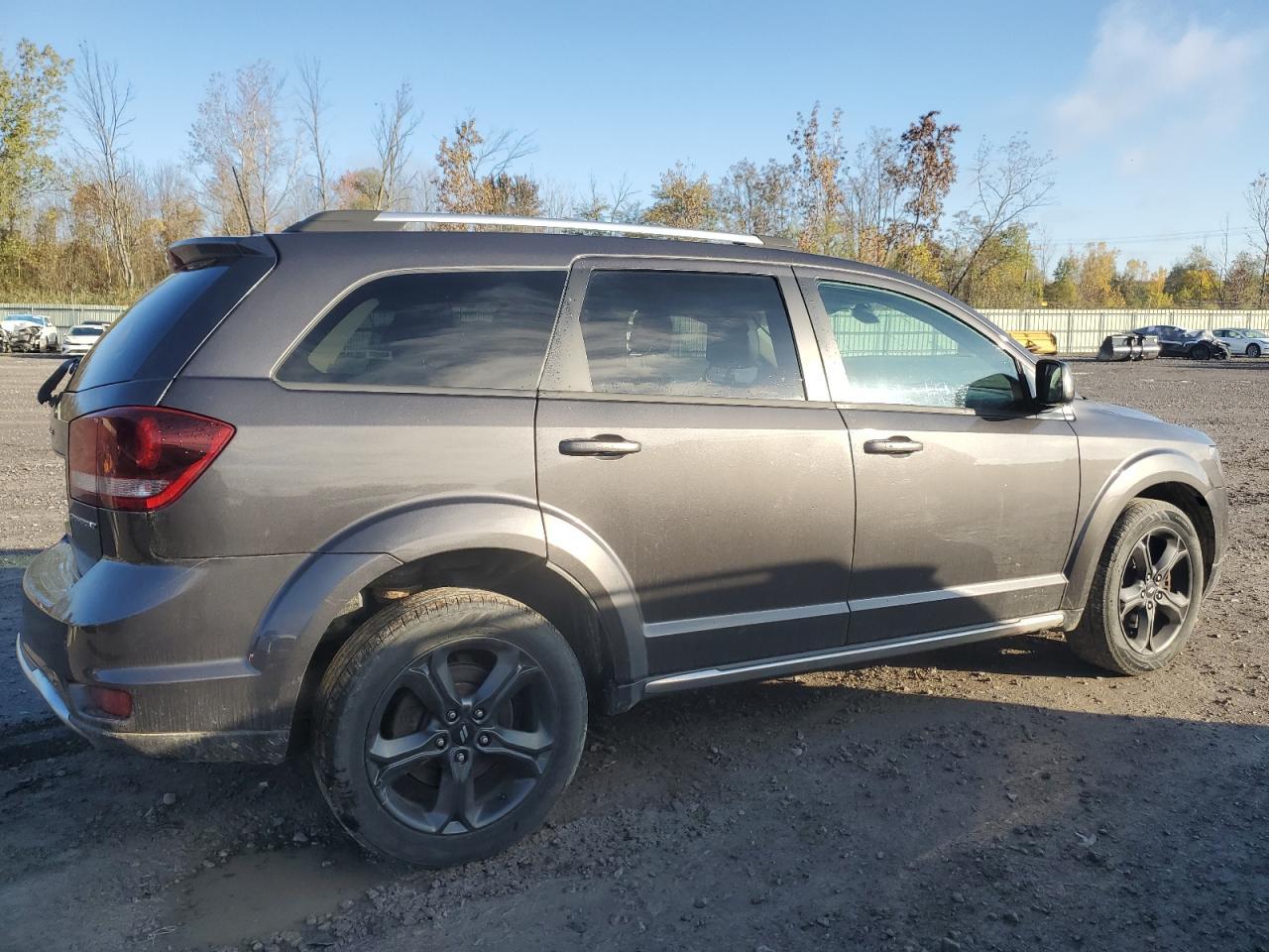 2018 Dodge Journey Crossroad - Фото 3