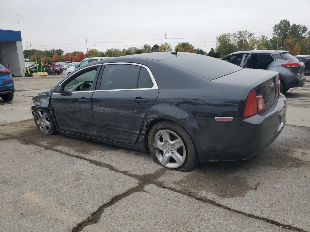 2010 Chevrolet Malibu Ls - Фото 2