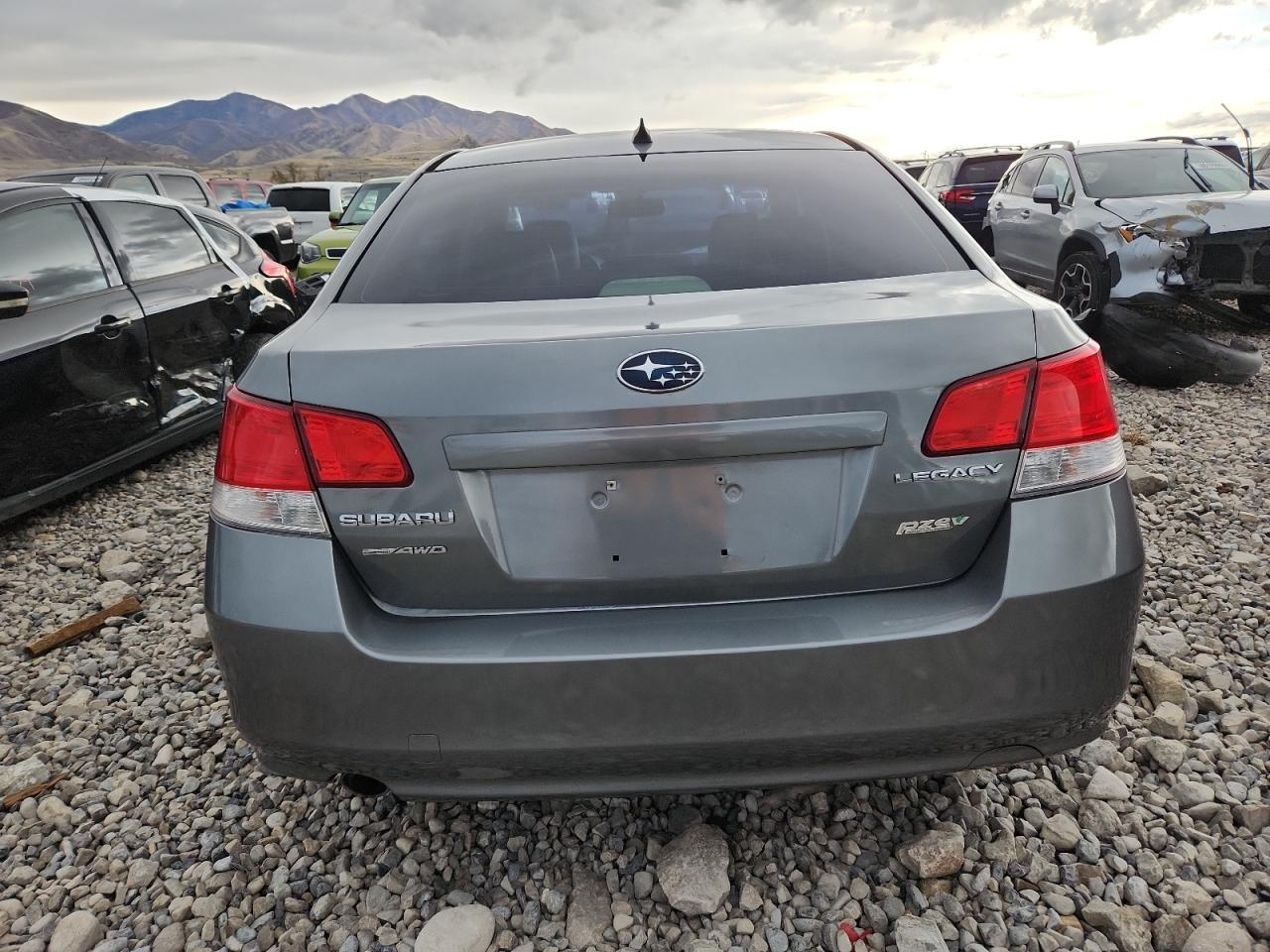 2011 Subaru Legacy 2.5I Limited - Image 6