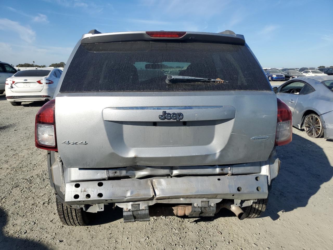 2016 Jeep Compass Latitude - Image 6