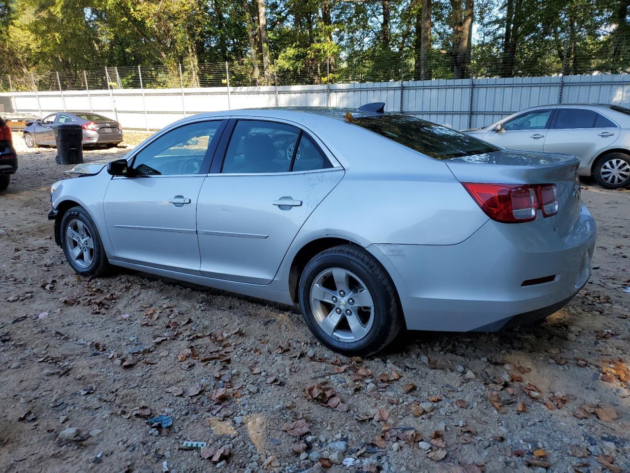2015 Chevrolet Malibu Ls - Фото 2