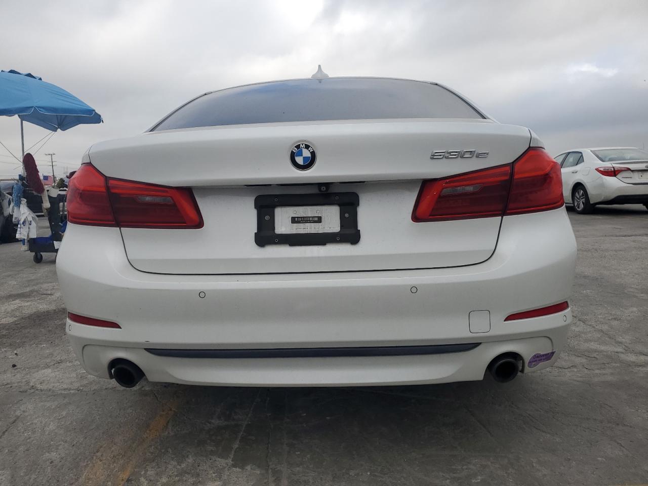 2018 BMW 530E - Image 6