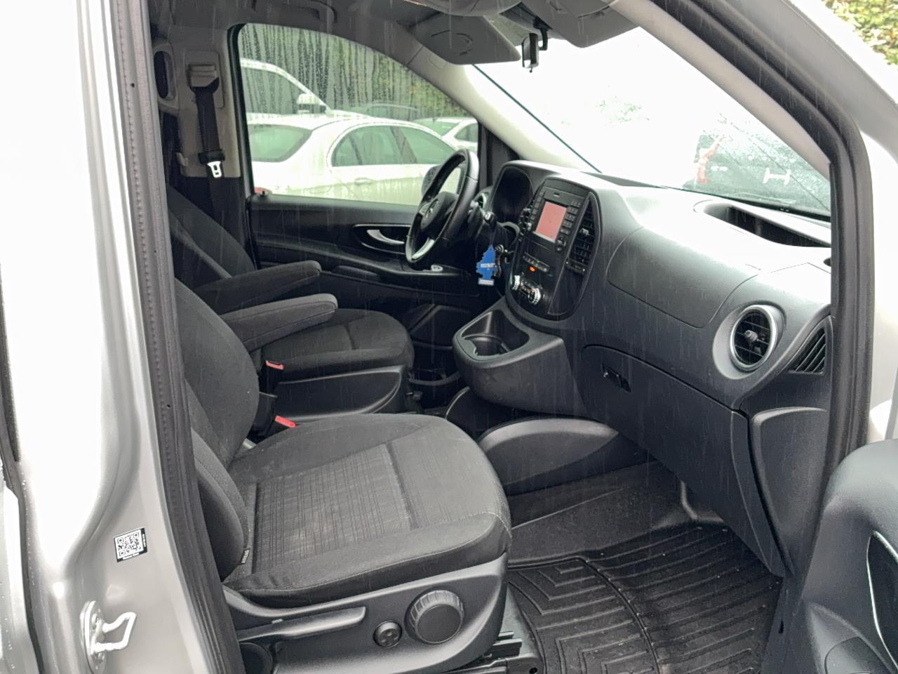 2017 Mercedes-Benz Metris - Фото 5
