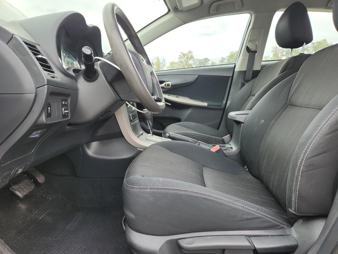 2013 Toyota Corolla Base - Image 7