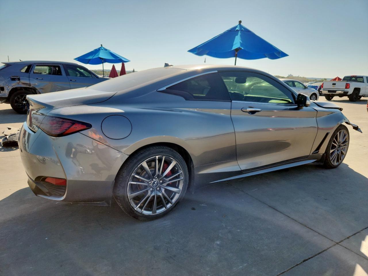 2017 Infiniti Q60 Red Sport 400 - Image 3