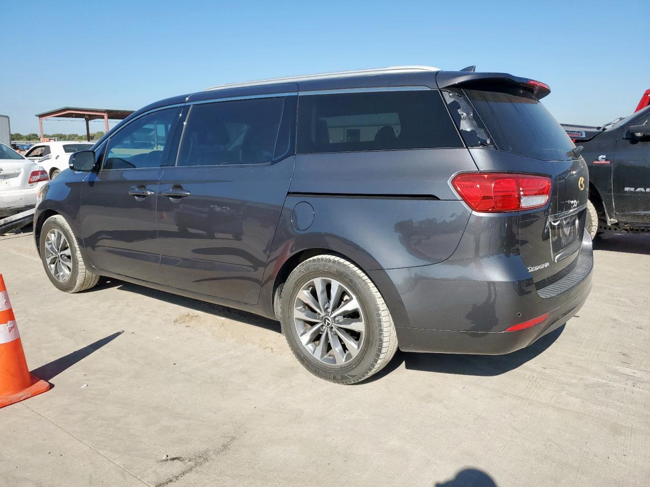 2015 Kia Sedona Ex - Фото 2