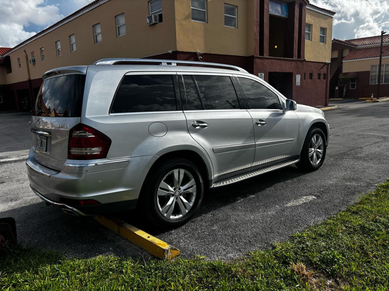 2011 Mercedes-Benz Gl 450 4Matic - Фото 4