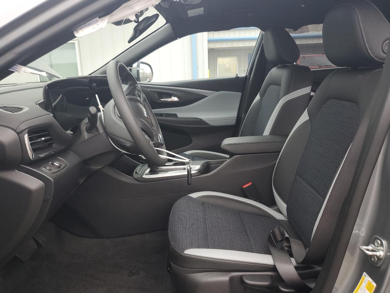 2025 Buick Envista Preferred - Image 7