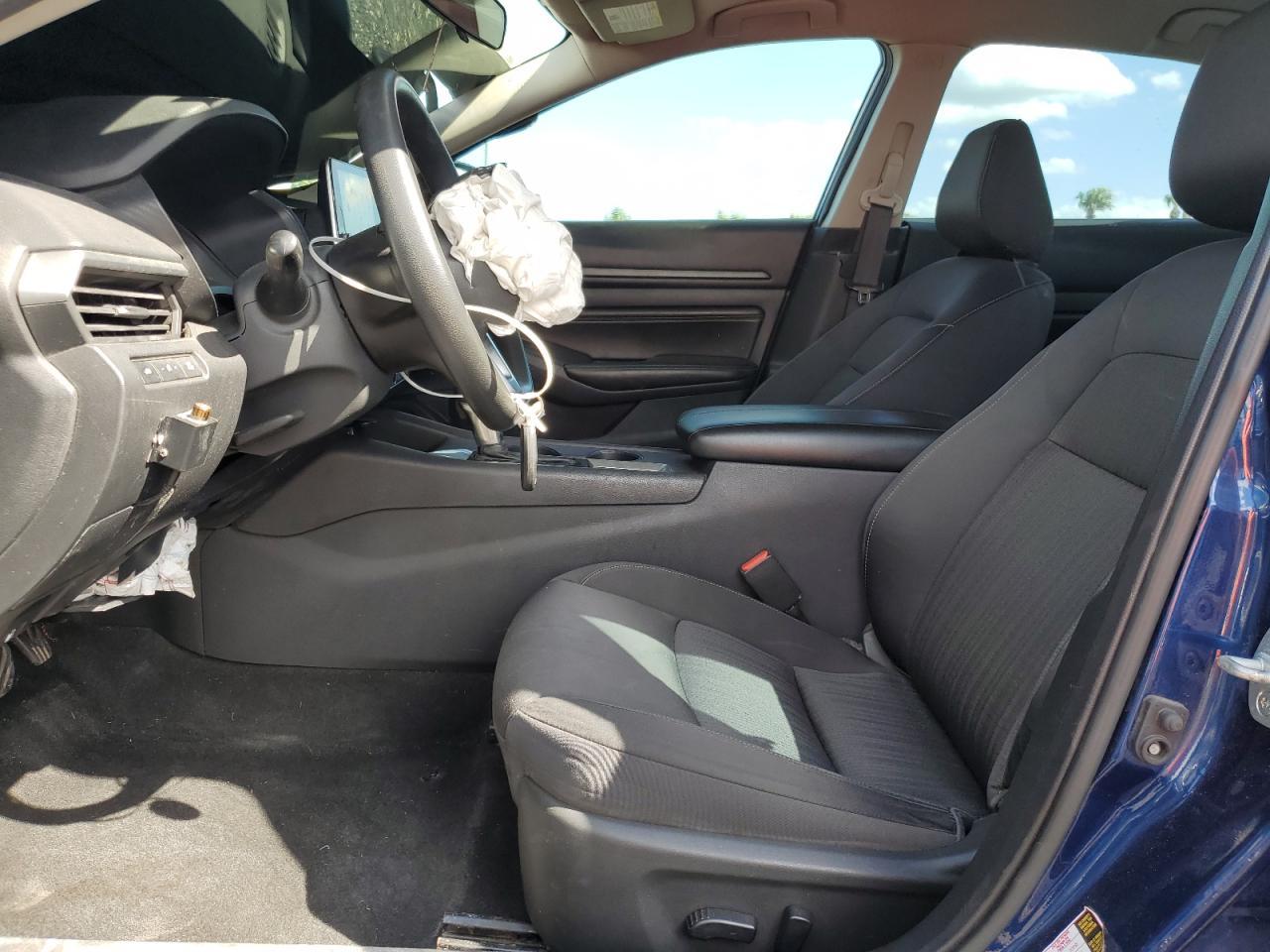 2019 Nissan Altima S - Фото 7