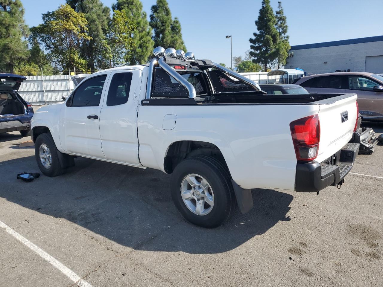 2023 Toyota Tacoma Access Cab - Image 2