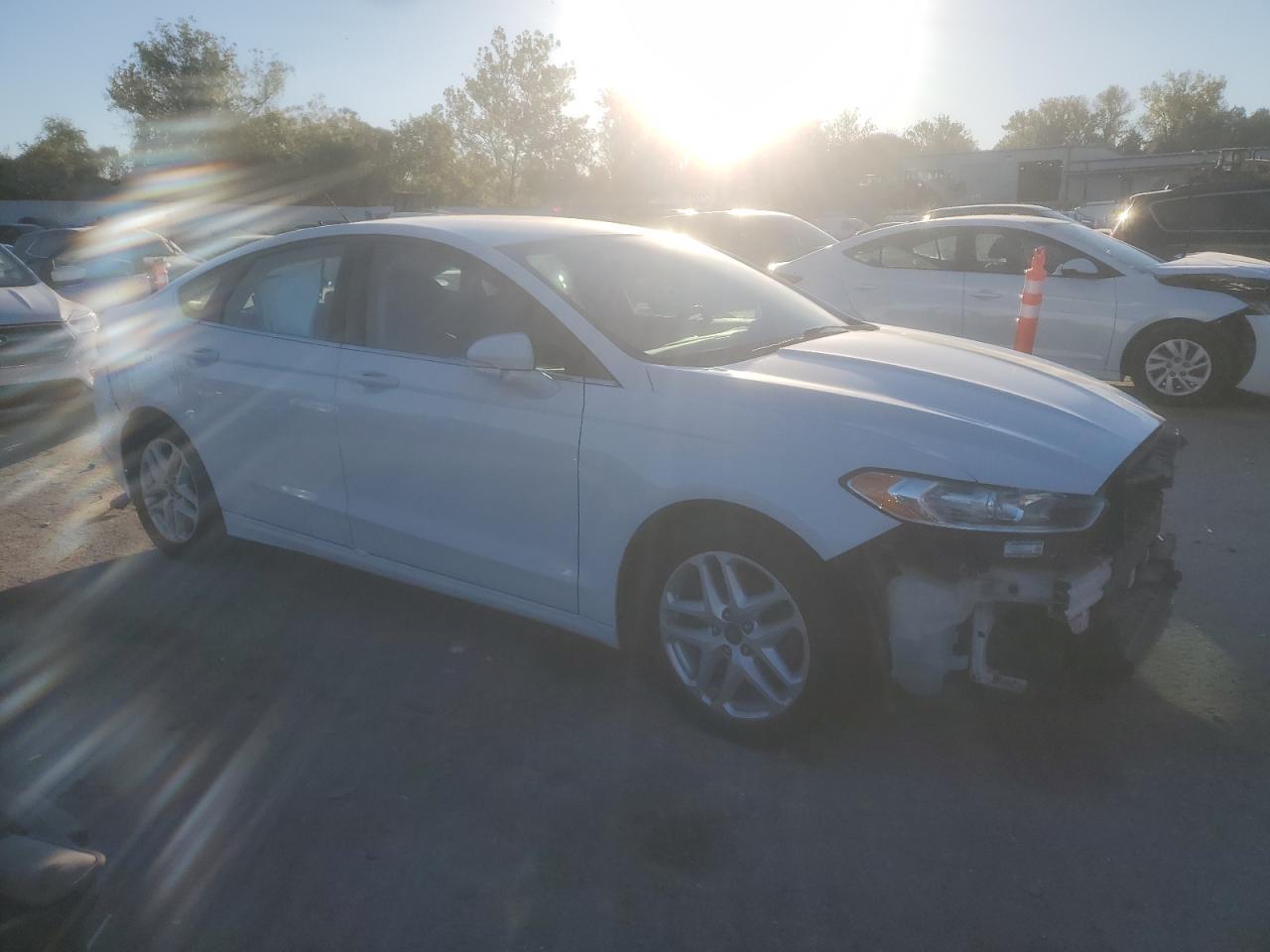 2015 Ford Fusion Se - Фото 4