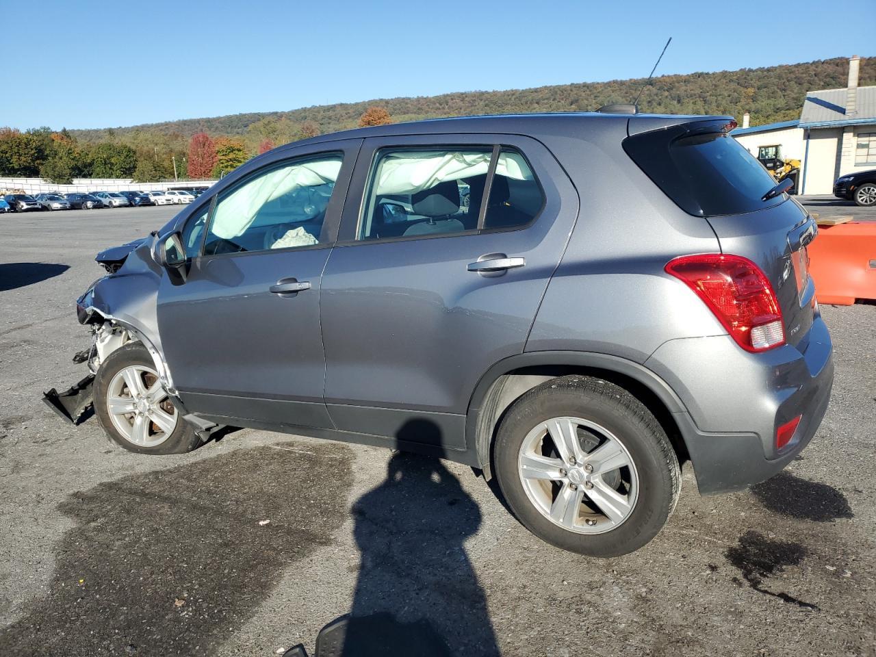 2020 Chevrolet Trax Ls - Фото 2