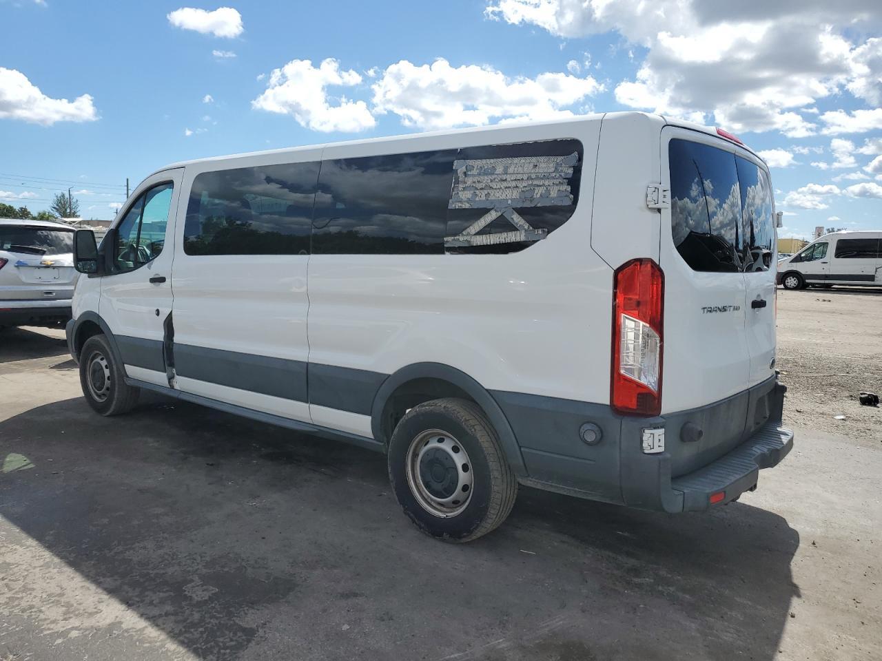 2015 Ford Transit T-350 - Фото 2