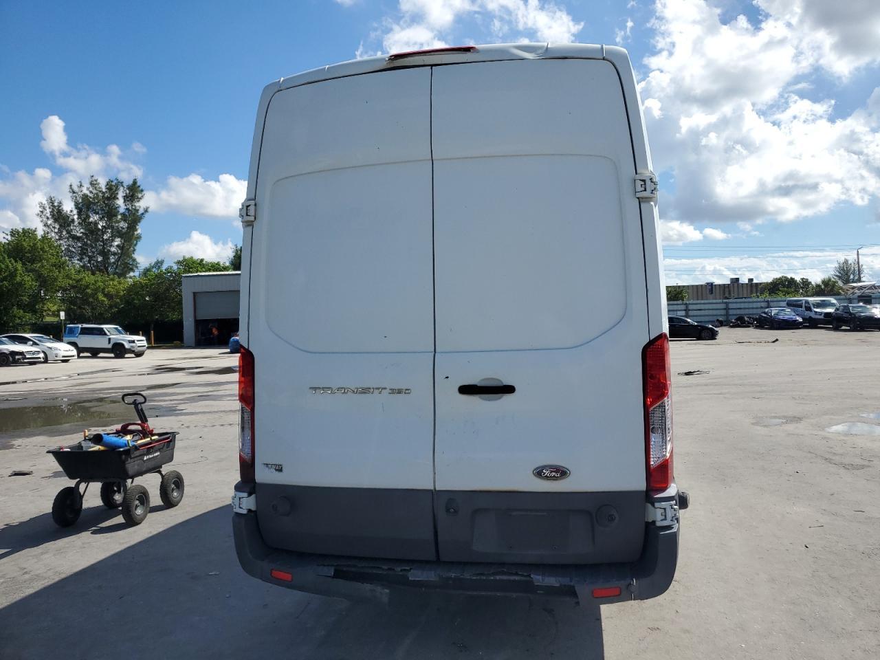 2015 Ford Transit T-350 - Фото 6