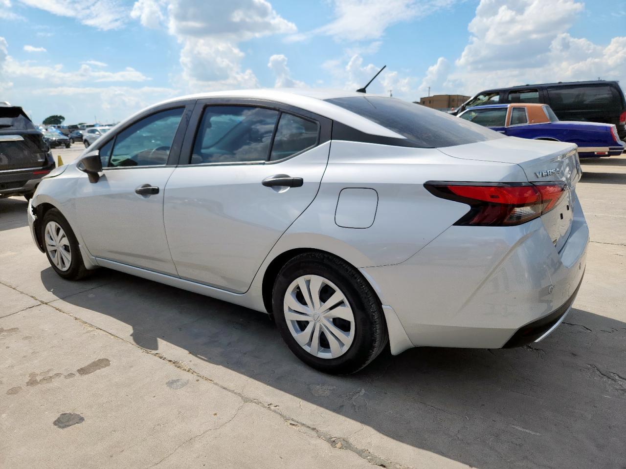 2024 Nissan Versa S - Фото 2