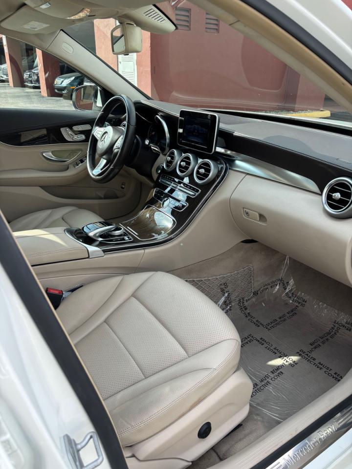 2015 Mercedes-Benz C 300 4Matic - Фото 5