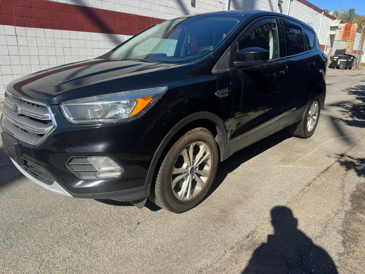 2017 Ford Escape Se - Фото 2