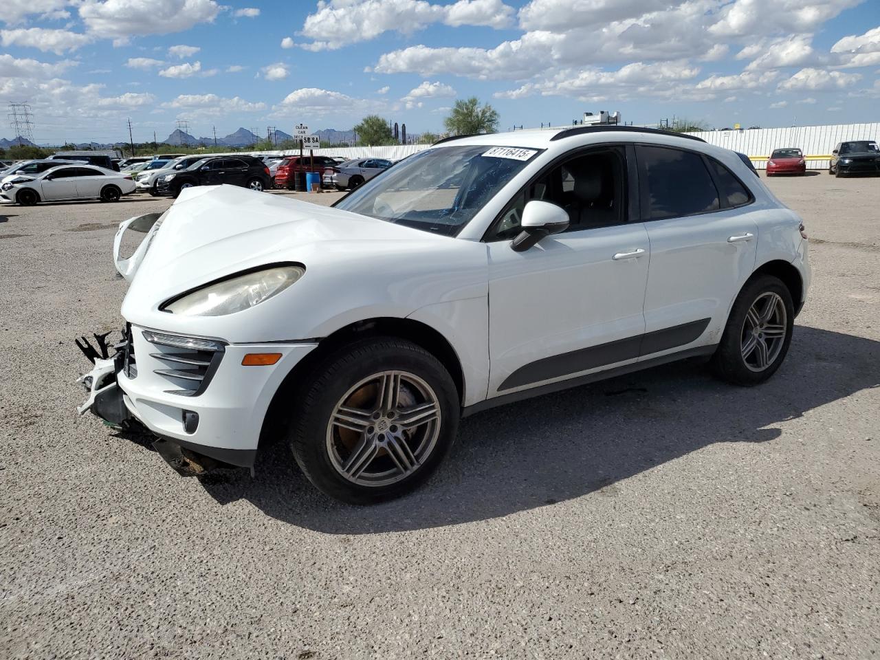 2015 Porsche Macan S