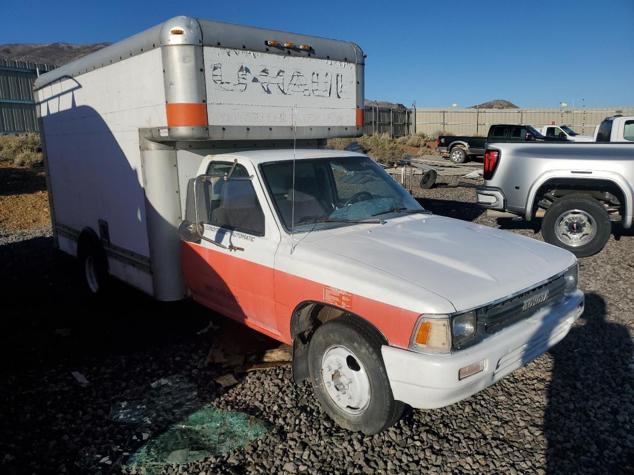 1989 Toyota Pickup Cab Chassis Super Long Wheelbase - Image 4