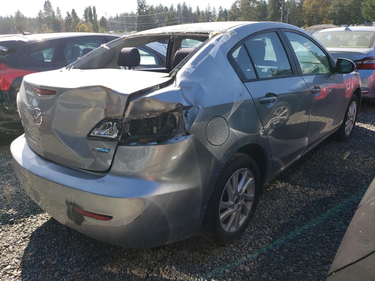 2013 Mazda 3 I - Фото 3