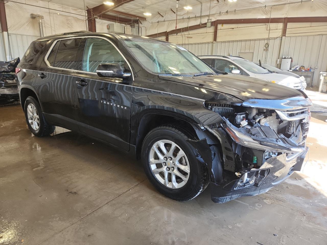 2019 Chev Traverse Lt - Image 4