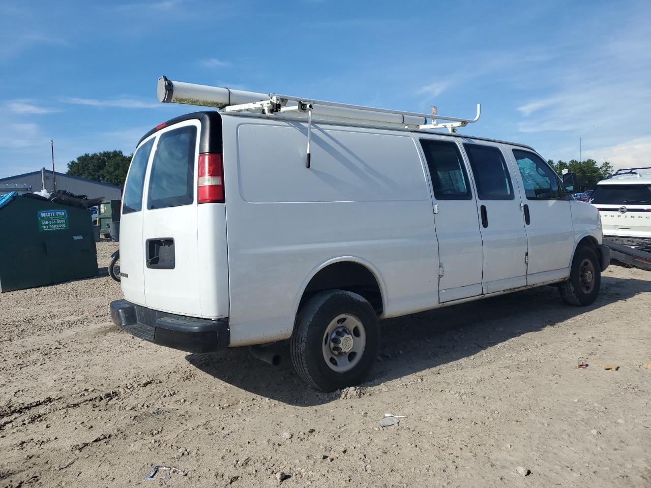 2013 Chevrolet Express G2500 - Image 3