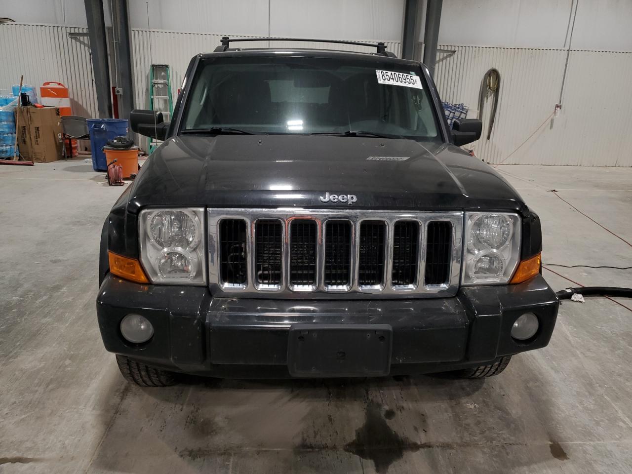 2008 Jeep Commander Sport - Фото 5