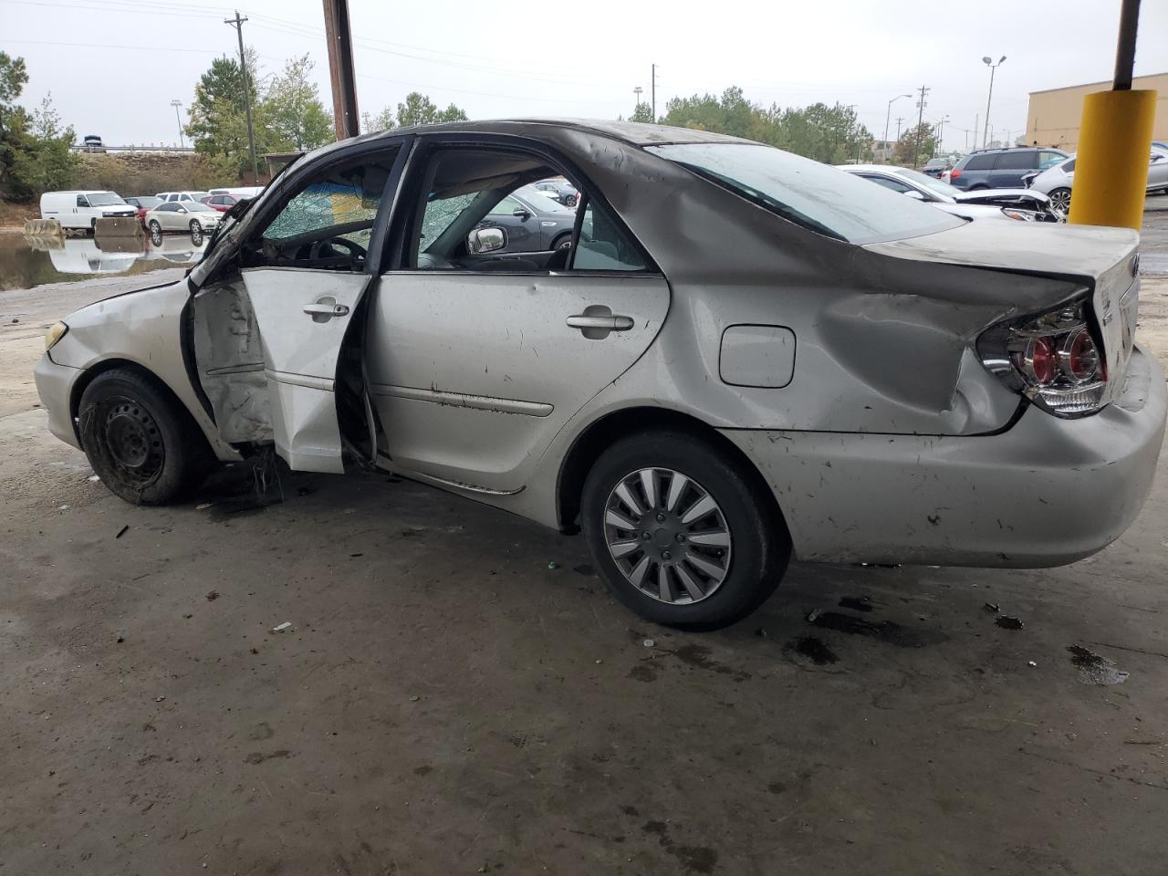 2006 Toyota Camry Le - Фото 2