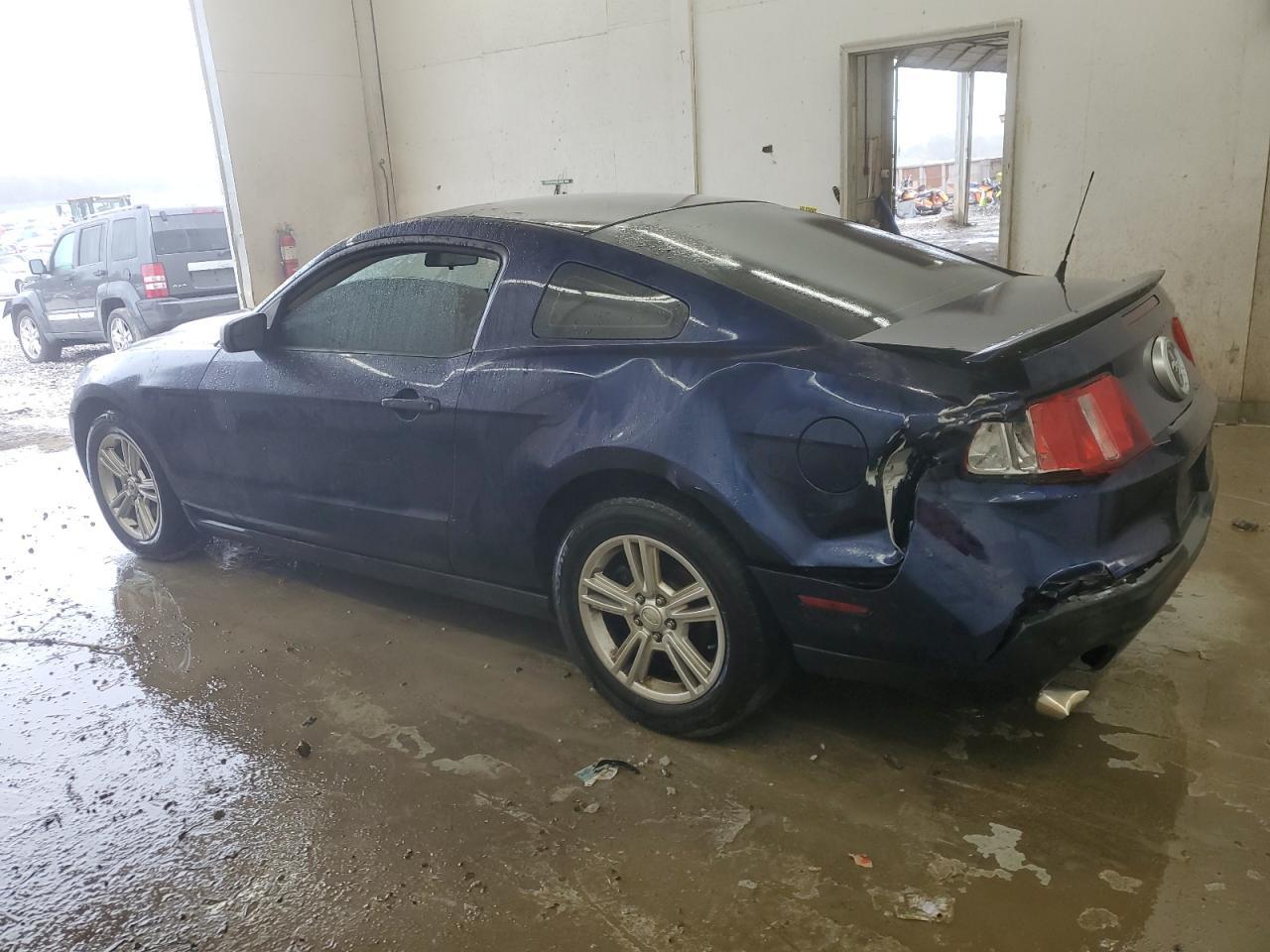 2011 Ford Mustang - Image 2