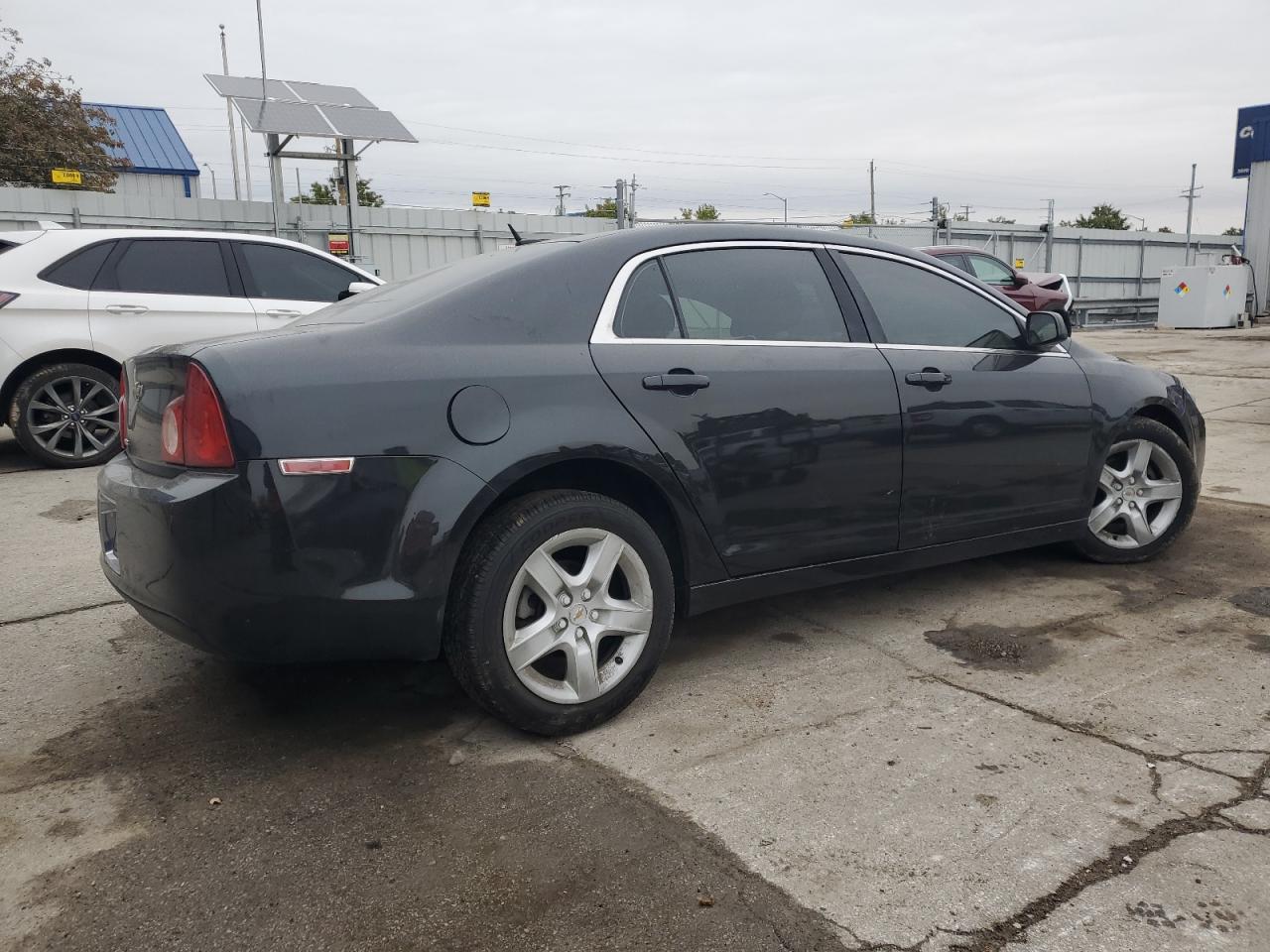2010 Chevrolet Malibu Ls - Фото 3