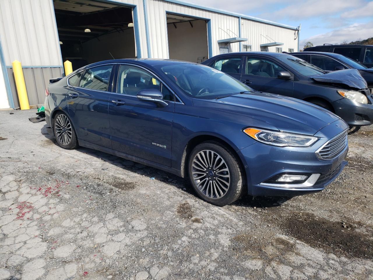 2018 Ford Fusion Titanium/Platinum Hev - Фото 4