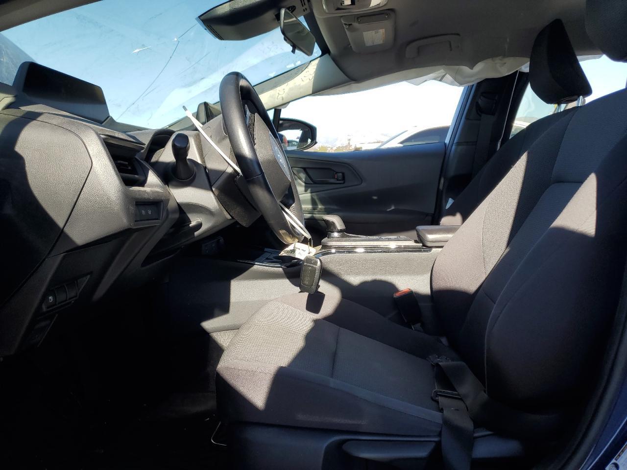 2024 Toyota Prius Le - Фото 7