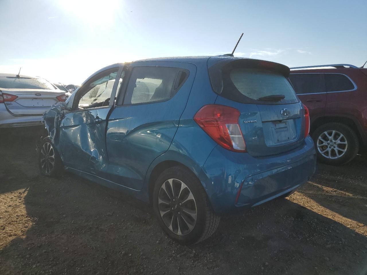 2021 Chevrolet Spark 1Lt - Фото 2