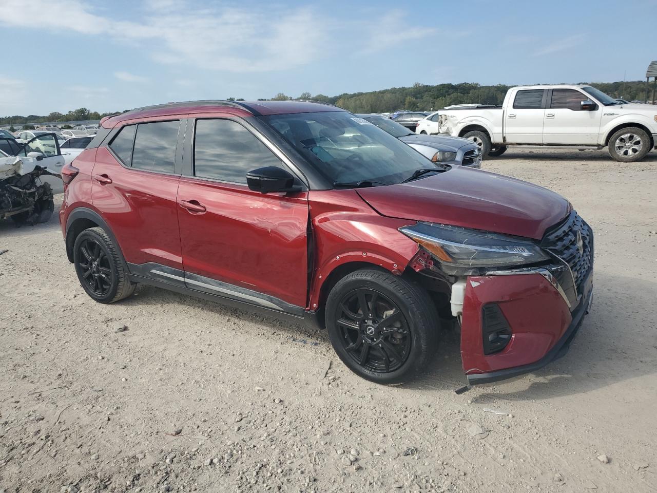 2022 Nissan Kicks Sr - Фото 4