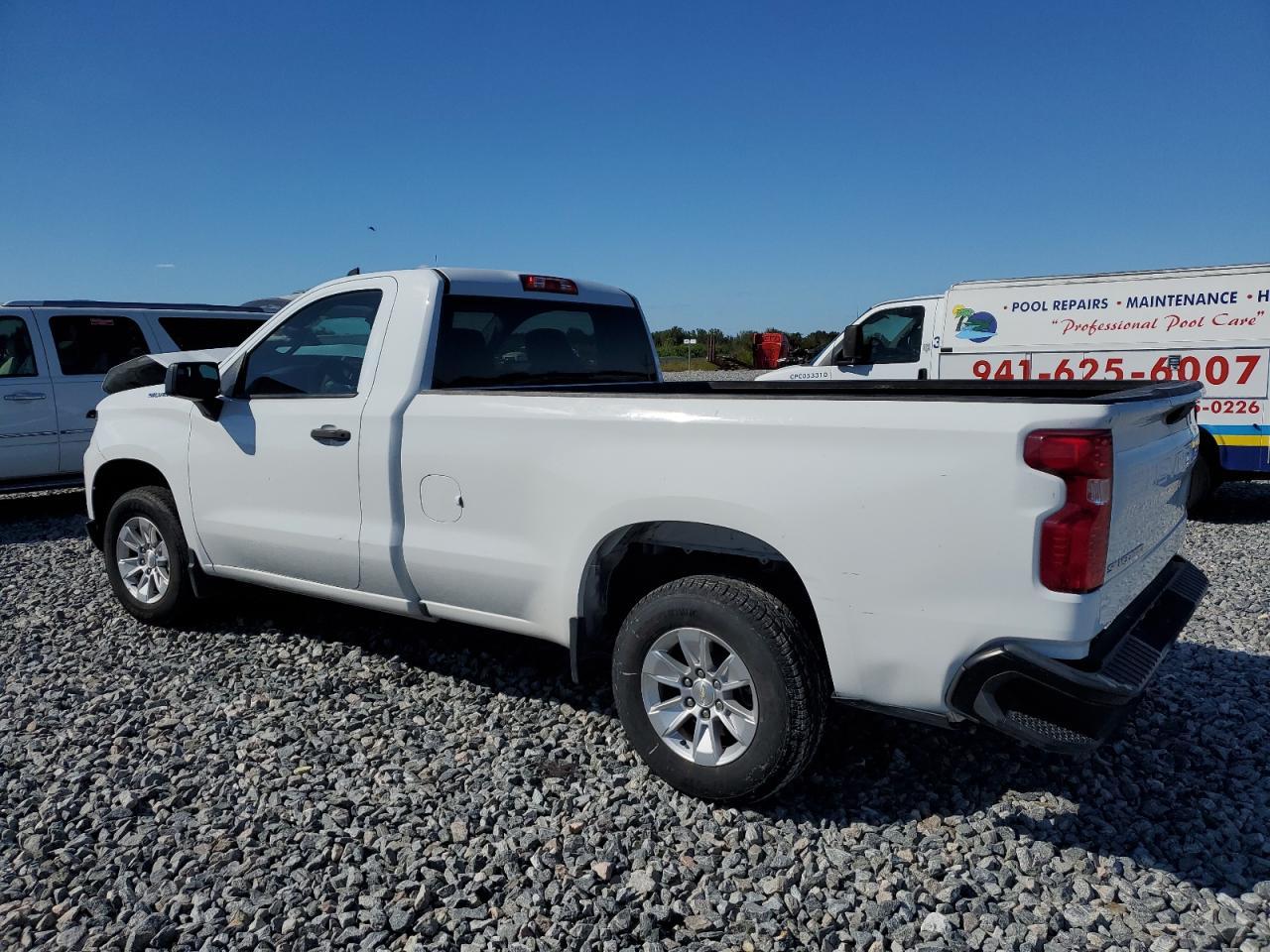 2022 Chevrolet Silverado C1500 - Фото 2