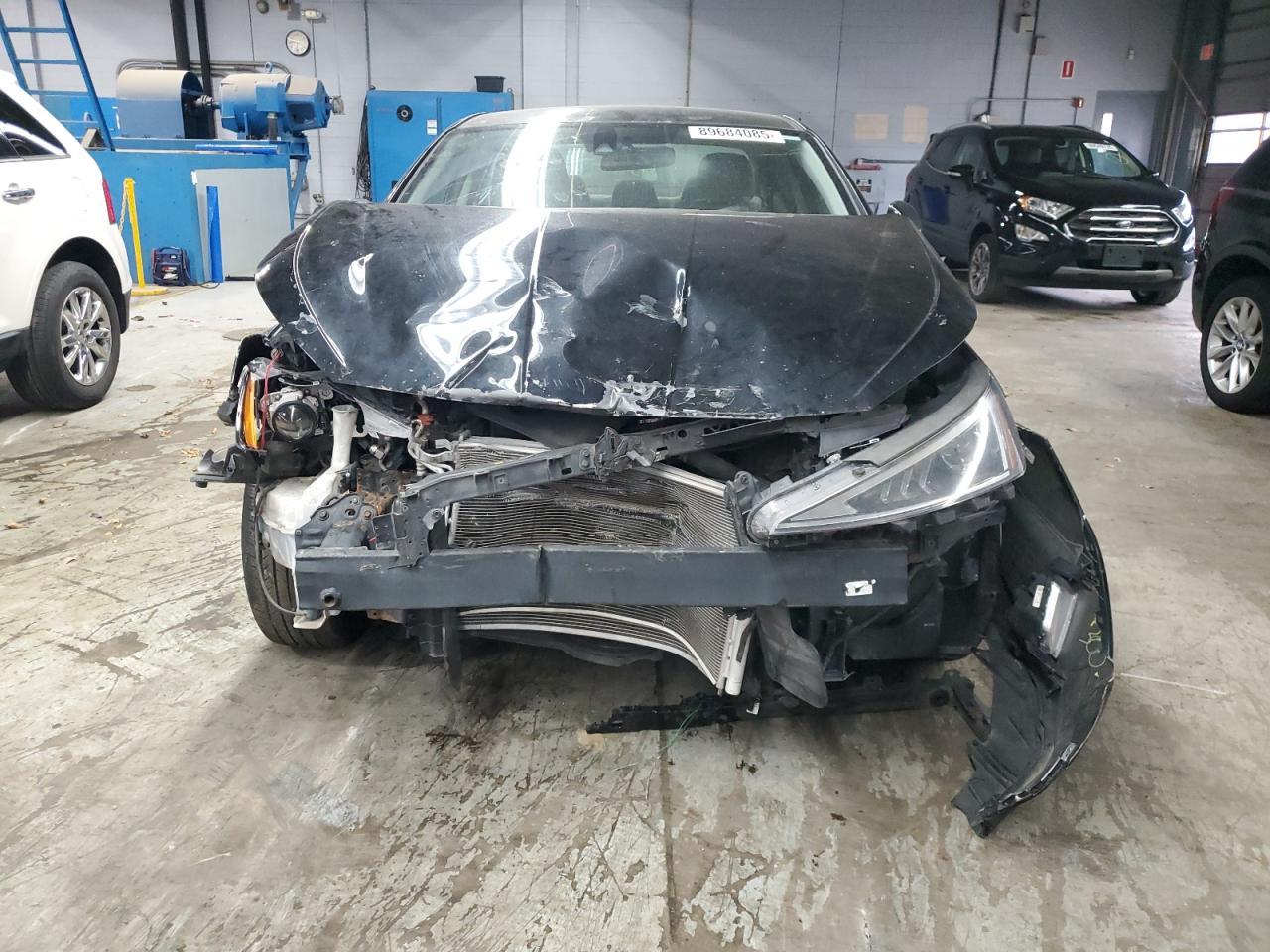 2019 Hyundai Elantra Sel - Фото 5