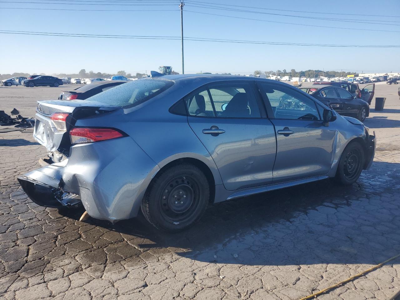 2021 Toyota Corolla Le - Image 3