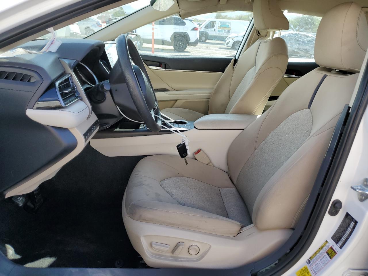 2024 Toyota Camry Le - Фото 7