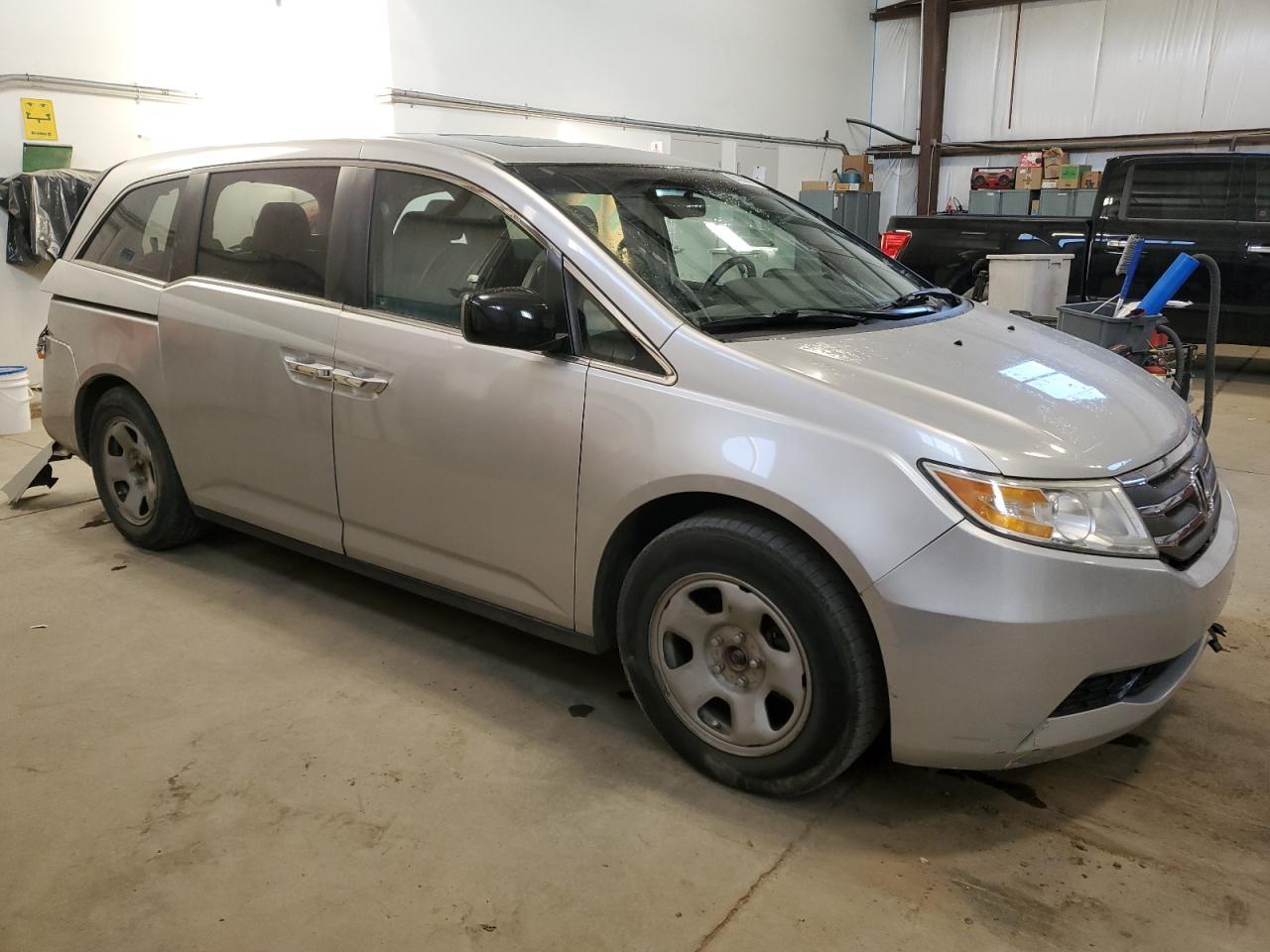2011 Honda Odyssey Exl - Фото 4