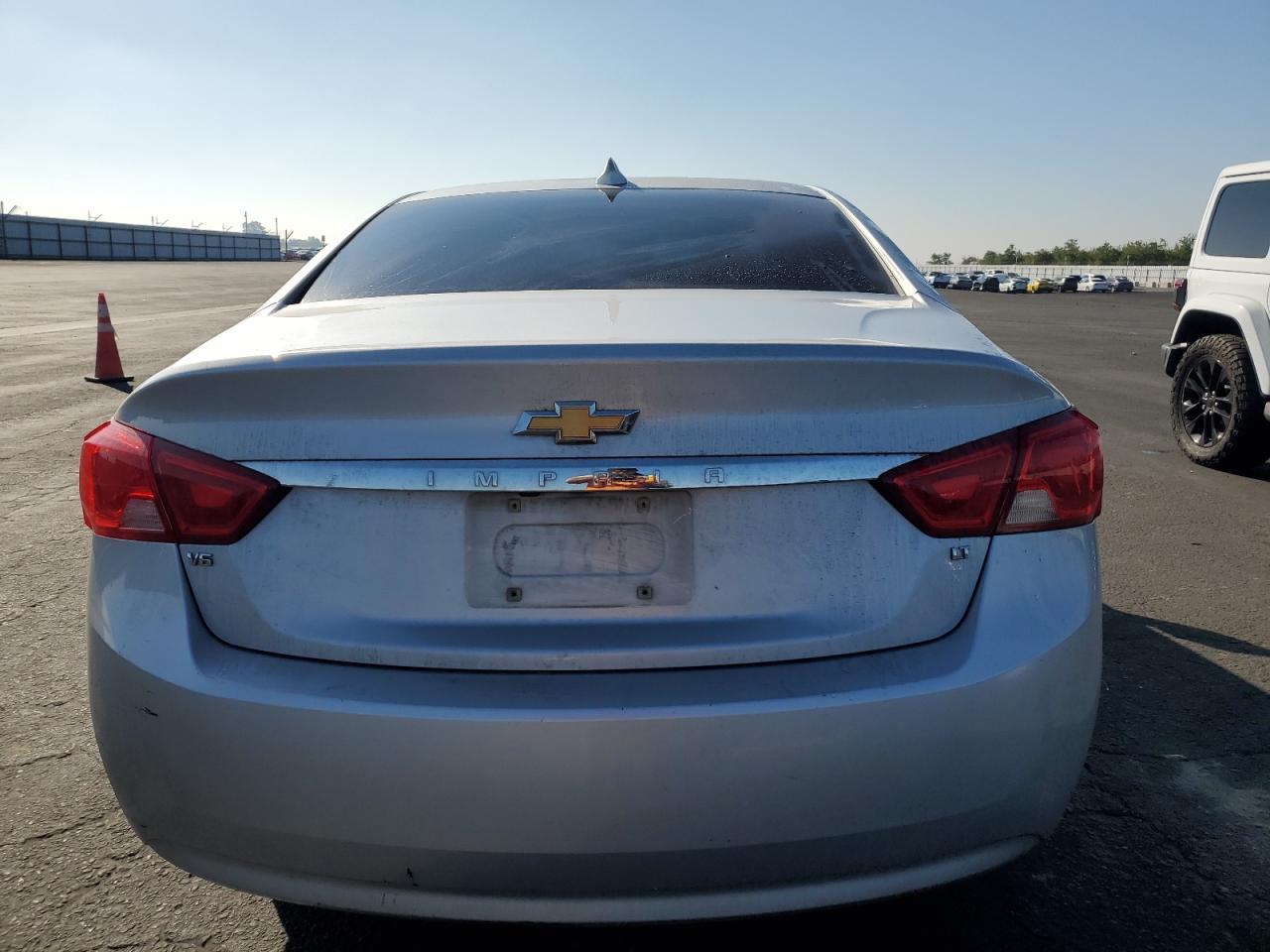 2018 Chevrolet Impala Lt - Фото 6