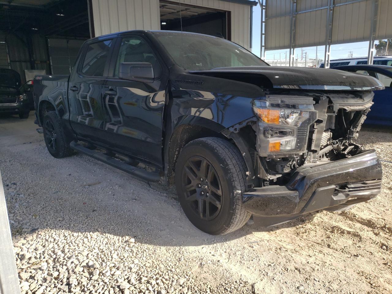2024 Chevrolet Silverado K1500 Custom - Фото 4