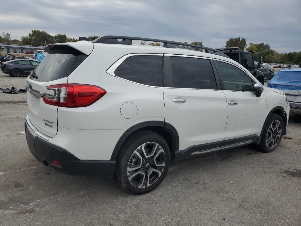 2023 Subaru Ascent Touring - Image 3