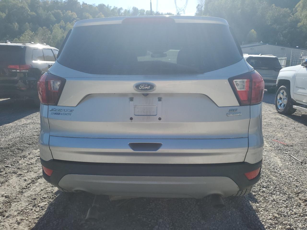2019 Ford Escape Se - Фото 6