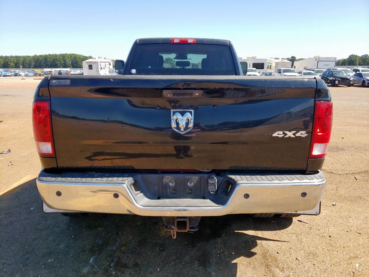 2016 Ram 3500 St - Image 6