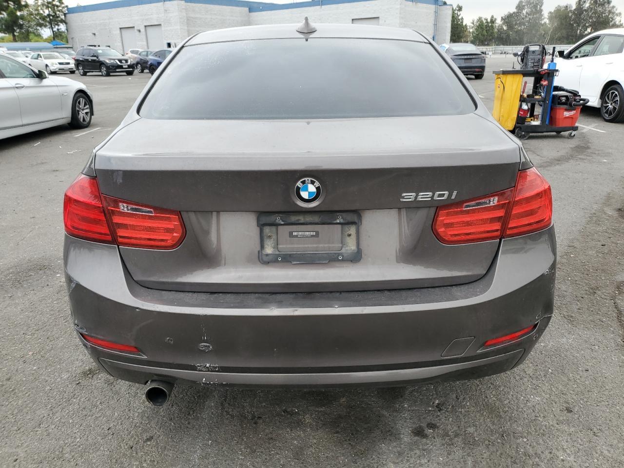 2014 BMW 320 - Фото 6